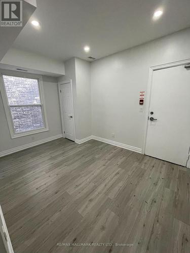 414 Dundas Street E, Toronto, ON 
