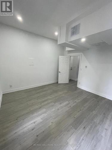 414 Dundas Street E, Toronto, ON 
