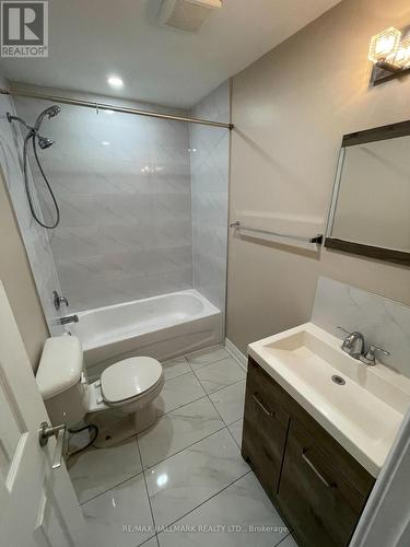 414 Dundas Street E, Toronto, ON 