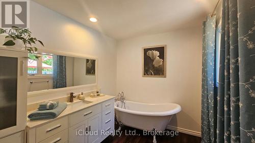 1066 Marley Crescent, Burlington, ON 
