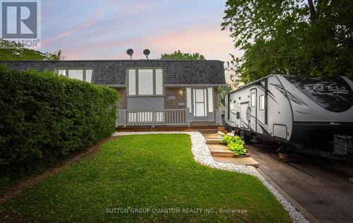 2363 HOLYHEAD DRIVE  Burlington, ON L7P 3V2