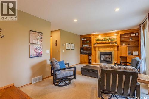 406 Braeburn Crescent, Saskatoon, SK 