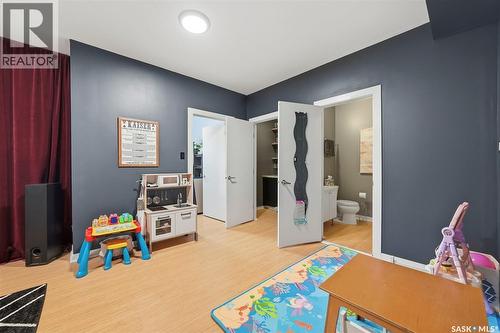 327 Hettle Cove, Saskatoon, SK 