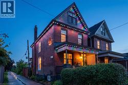 26 CAMPBELL Avenue  Hamilton, ON L8L 2N1
