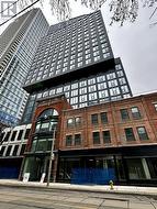 709 - 100 QUEEN STREET E Toronto, ON M5C 0B5