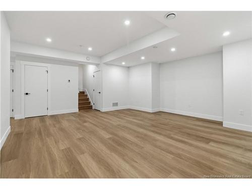 66 Bouchard St, Dieppe, NB 