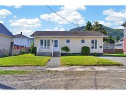 104 Victoria ST Campbellton, NB E3N 1J8