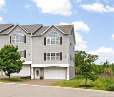 4-23 Bulman DR Moncton, NB E1G 1G9