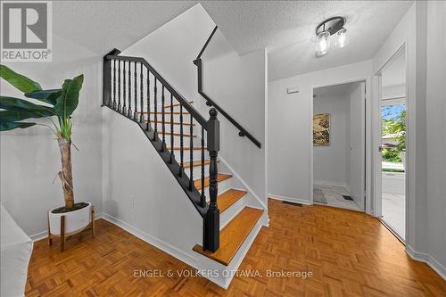 34 Viewpointe Private, Ottawa, ON 
