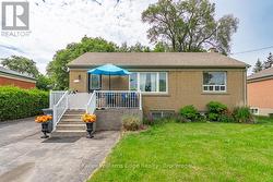 1025 PINEGROVE ROAD Oakville (Wo West), ON L6L 2W3