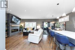 impressive great room - 