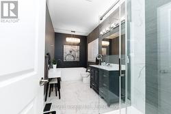 Spa like ensuite - 