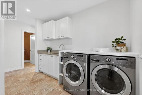Utility sink adds everyday convenience - 1934 Lenester Avenue, Ottawa, ON 