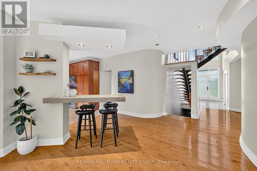 Spacious kitchen with floating island - 1934 Lenester Avenue, Ottawa, ON 