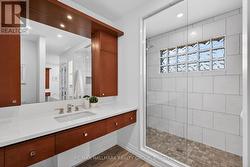 Room for two to start the day with ease - 