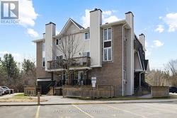 3 - 7 TIMBERVIEW WAY  Ottawa, ON K2H 9M5