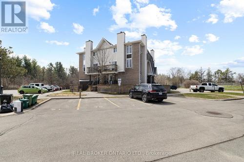 3 - 7 Timberview Way, Ottawa, ON 
