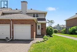 17 BENTBROOK CRESCENT Ottawa, ON K2J 3X9