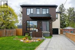 24 MERRITT ROAD Toronto, ON M4B 3K5
