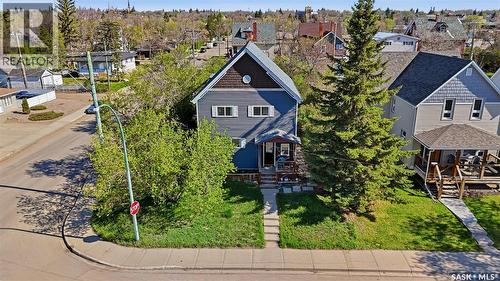 174 Ominica STREET W  Moose Jaw, SK S6H 1X2