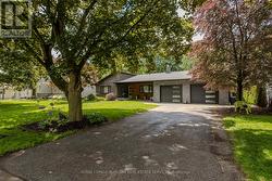 272 GOODRAM DRIVE  Burlington, ON L7L 2J5