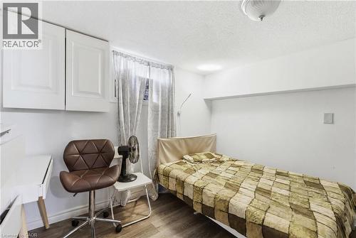 15 West 1St Street, Hamilton, ON 