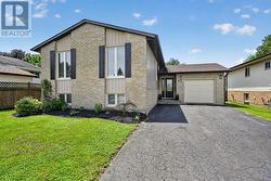 57 CAMBRIDGE CRESCENT Brockville, ON K6V 6L7