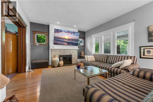 Living room - 110 Melrose Avenue S, Hamilton, ON 