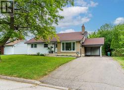 143 VILLAGE ROAD St. Catharines (Glendale/Glenridge), ON L2T 3C4