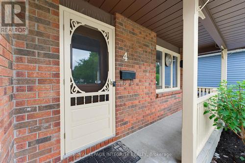 4 Adele Crescent, Ottawa, ON 