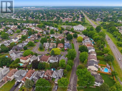 4 Adele Crescent, Ottawa, ON 