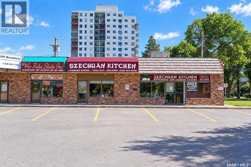 D & E 835 Broadway Avenue, Saskatoon, SK 