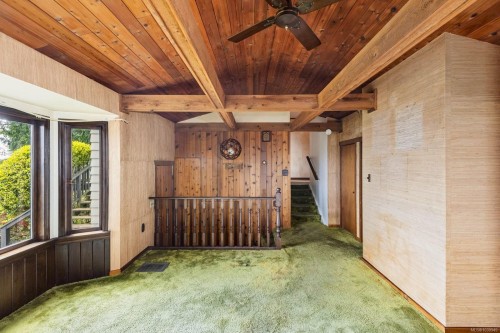4950 Lochside Dr, Saanich, BC 