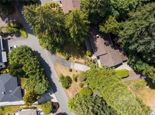 4950 Lochside Dr, Saanich, BC 