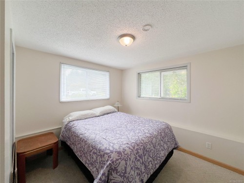 406 Matchlee Dr, Gold River, BC 