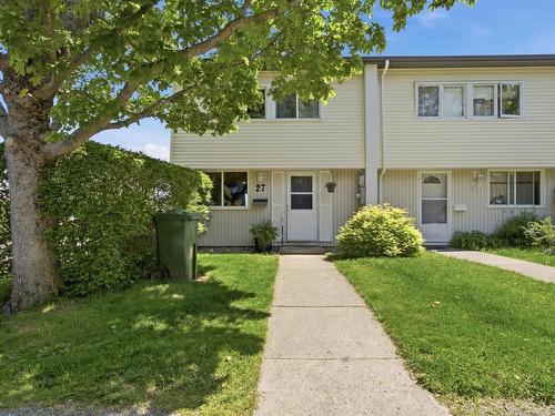 27 Limerick Road  Halifax, NS B3P 2E1