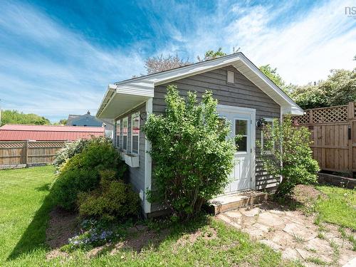 1925 Gregorys Lane, Westville, NS 