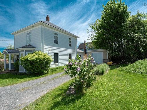 1925 Gregorys Lane, Westville, NS 