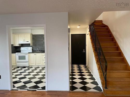 10 Mcfatridge Road, Fairview, NS 