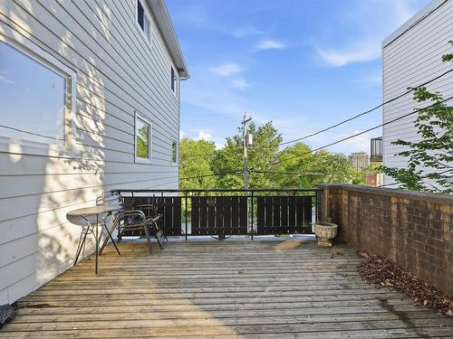 10 Mcfatridge Road, Fairview, NS 