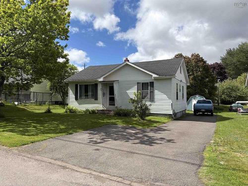 65 Charles Street  Amherst, NS B4H 3P9