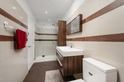 Master Bathroom - 