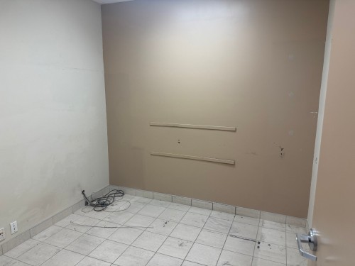 Commerce - 208-309 Rue Sherbrooke, Magog, QC 