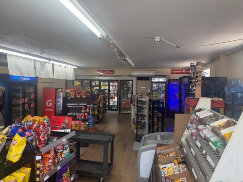 Commerce - 100-435 Rue King E., Sherbrooke (Les Nations), QC 