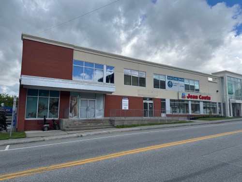 Façade - 208-437 Rue King E., Sherbrooke (Les Nations), QC 