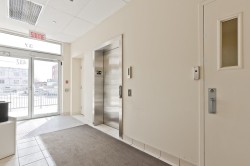 208-437 Rue King E.  Sherbrooke (Les Nations), QC J1G 1B6