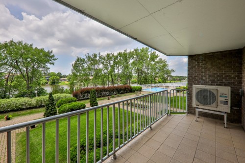 Balcony - 307-520 Place Juge-Desnoyers, Laval (Pont-Viau), QC 