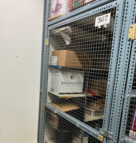 Storage - 307-520 Place Juge-Desnoyers, Laval (Pont-Viau), QC 