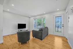 Salon - 