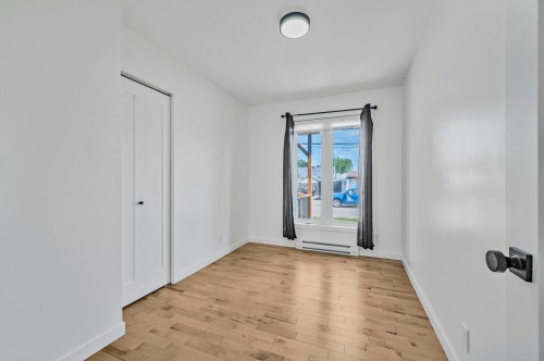 Chambre à coucher - 889 Rue Lanoue, Saint-Jean-Sur-Richelieu, QC - Indoor Photo Showing Other Room